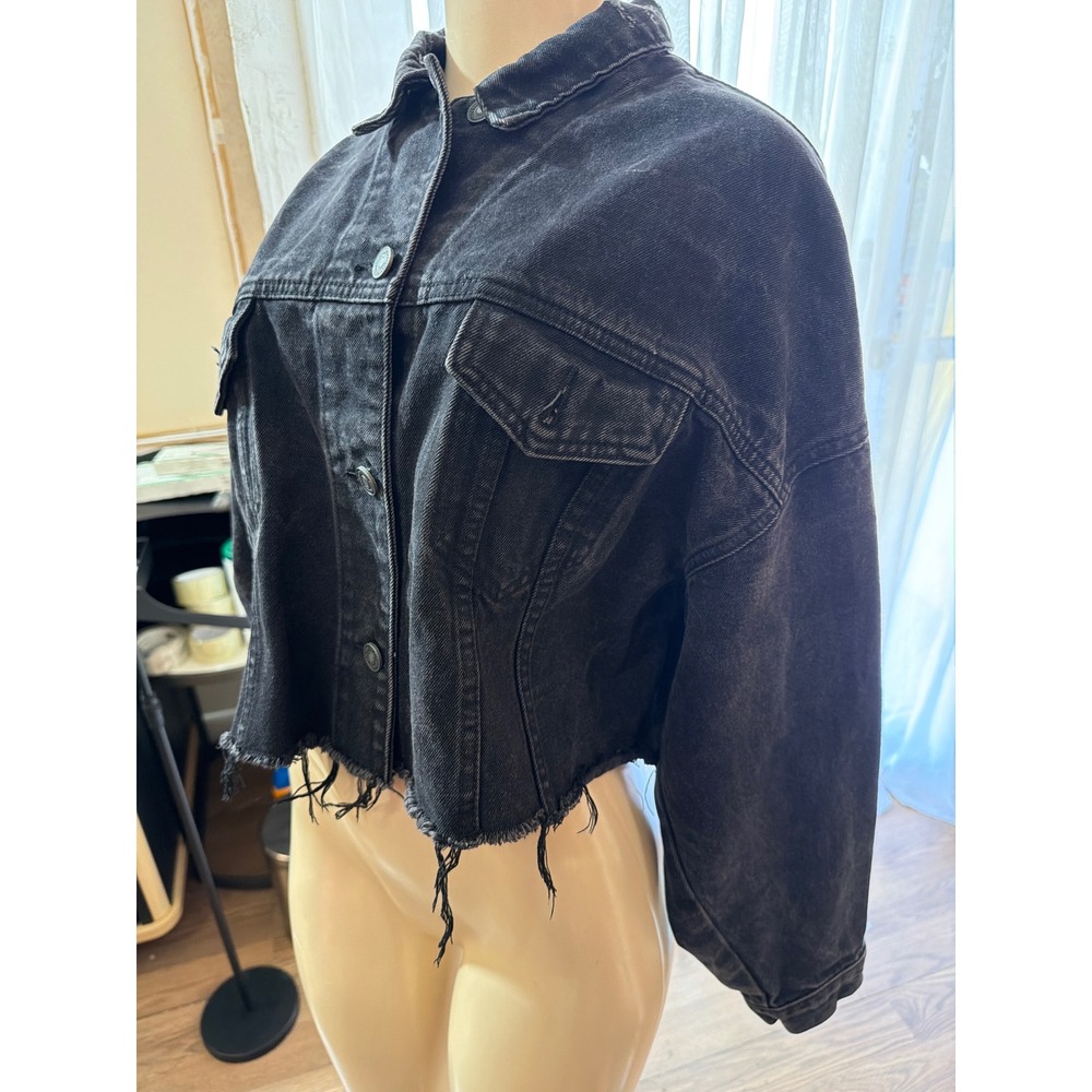 Unbranded Black Cropped Denim Trucker Jacket Distressed Raw Hem XL Streetwear - Picture 3 of 7